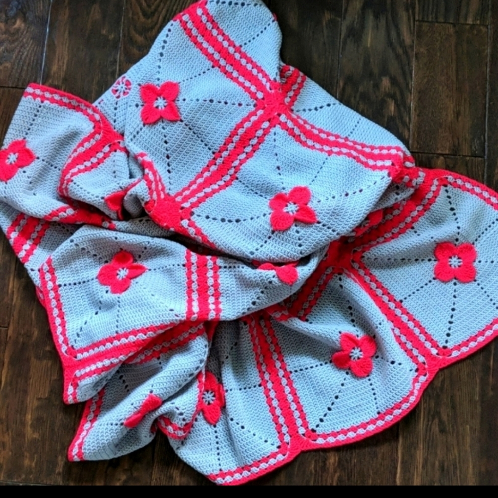 Crochet Granny Square Large Retro Flower Blanket Grey and Red Afghan
